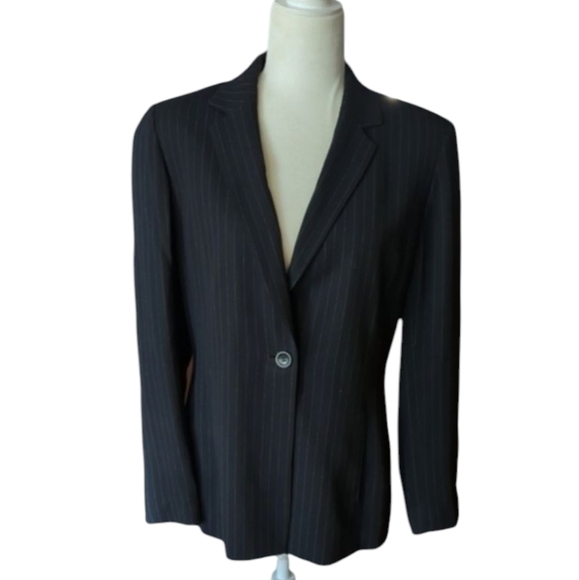 Ann Taylor Blazer wool blend black pinstripe Mob Wife Academia classic  Sz 8 - Picture 1 of 10